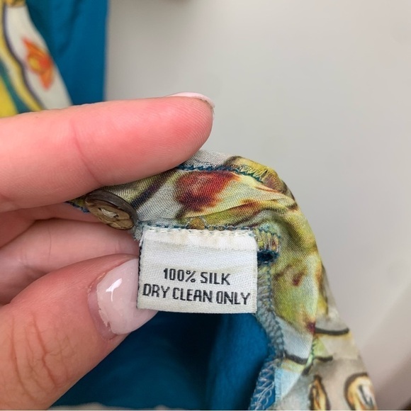 Hemant & Nandita 100% Silk Tunic - Picture 12 of 15